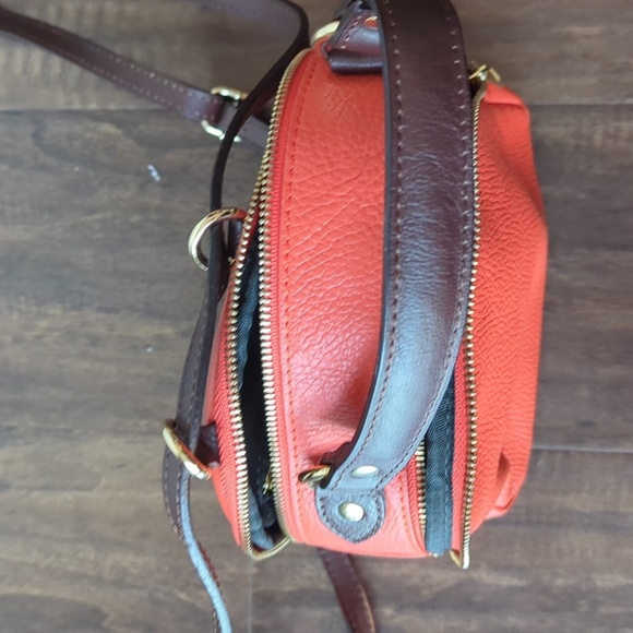 Divina Firenze Orange and Brown Italian Leather Backpack - Picture 5 of 6